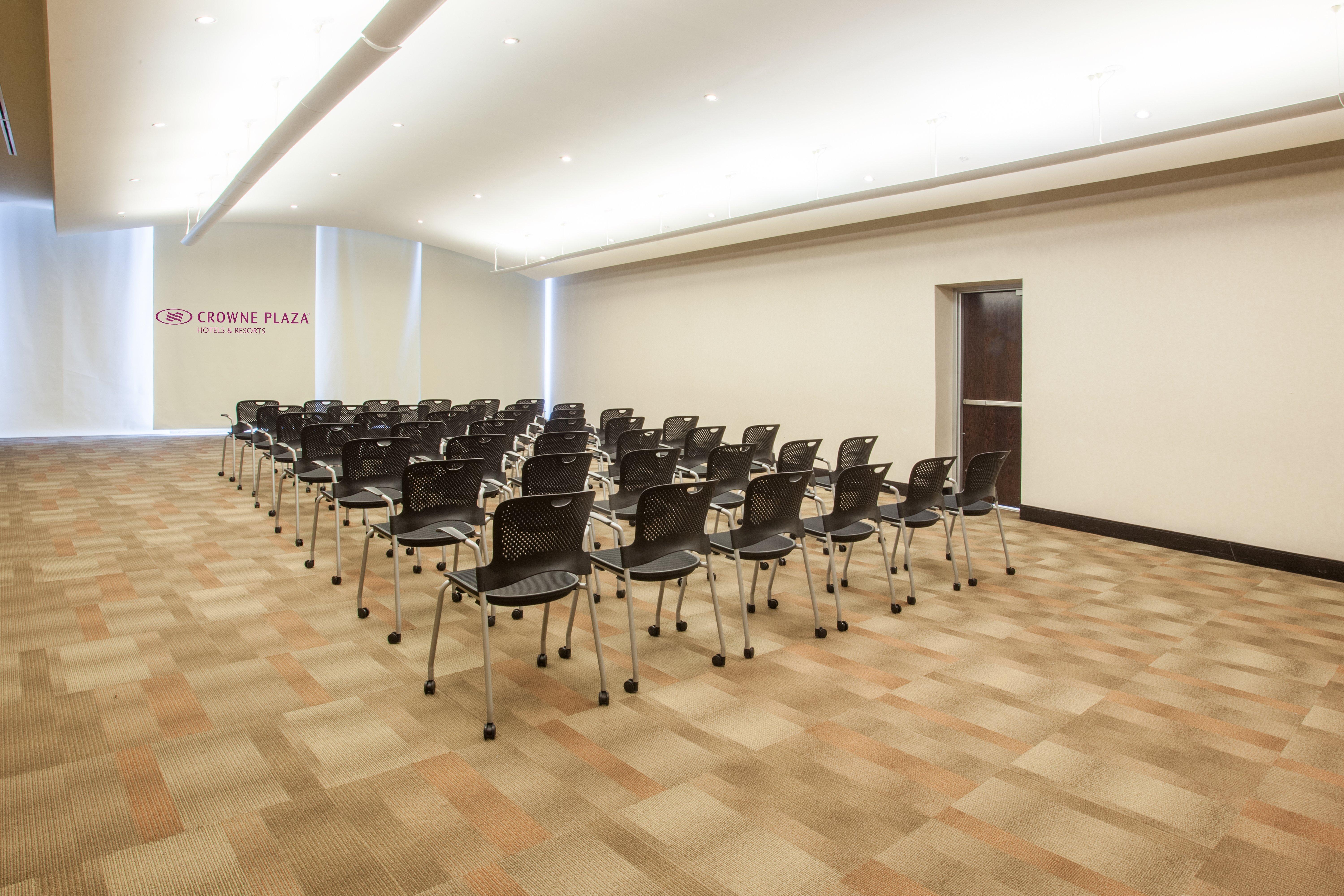 Crowne Plaza Leon By Ihg Hotell Exteriör bild