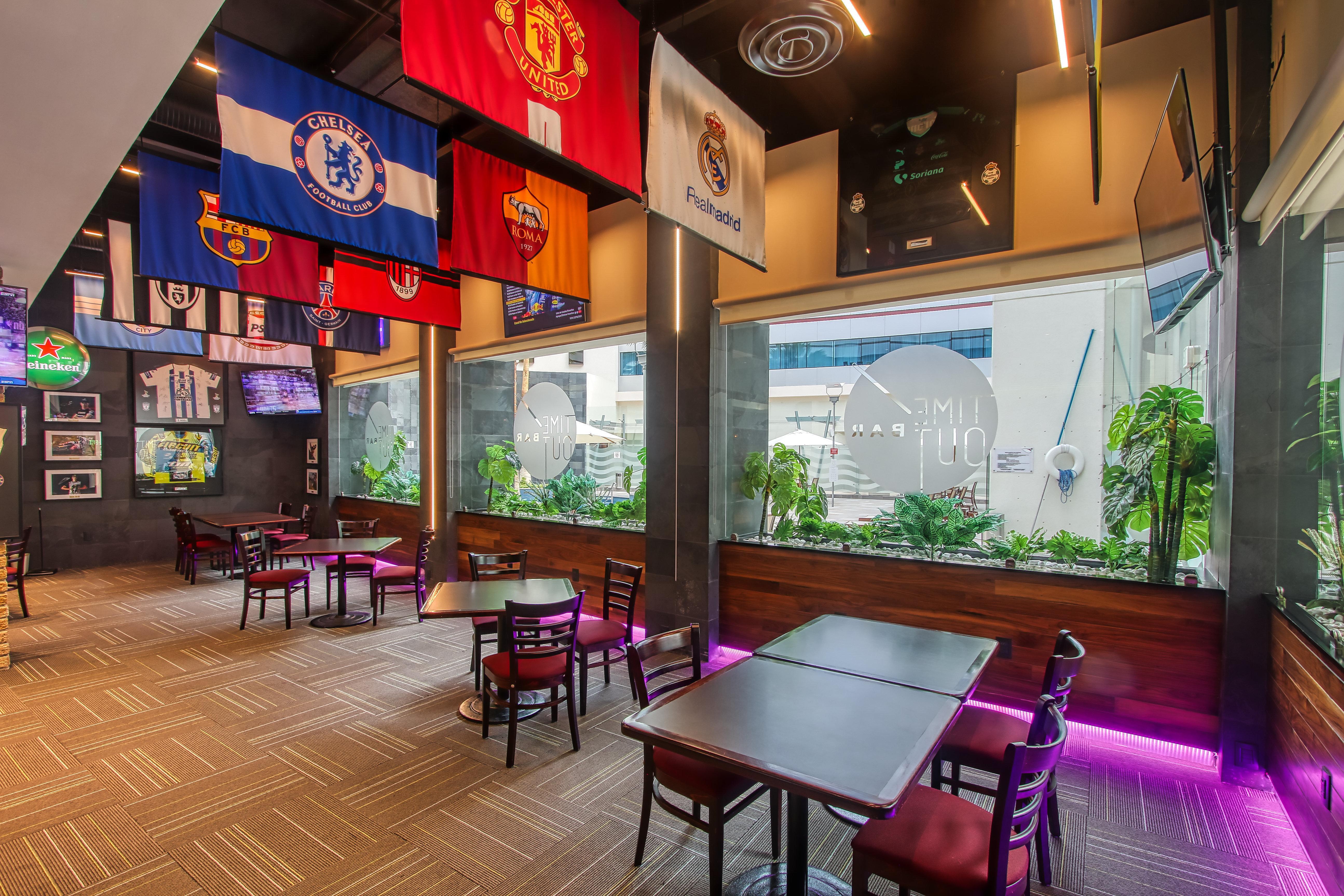 Crowne Plaza Leon By Ihg Hotell Exteriör bild