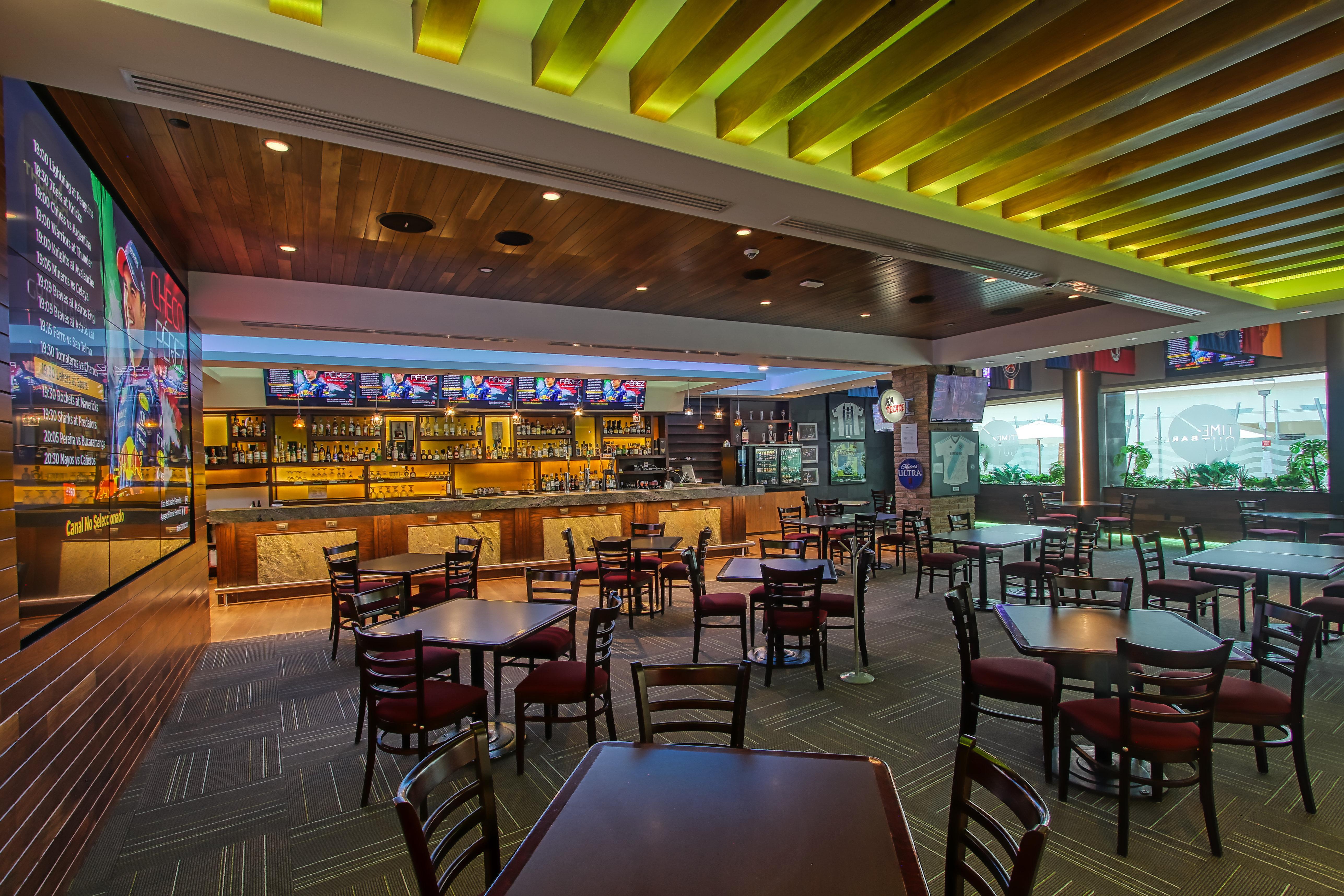 Crowne Plaza Leon By Ihg Hotell Exteriör bild