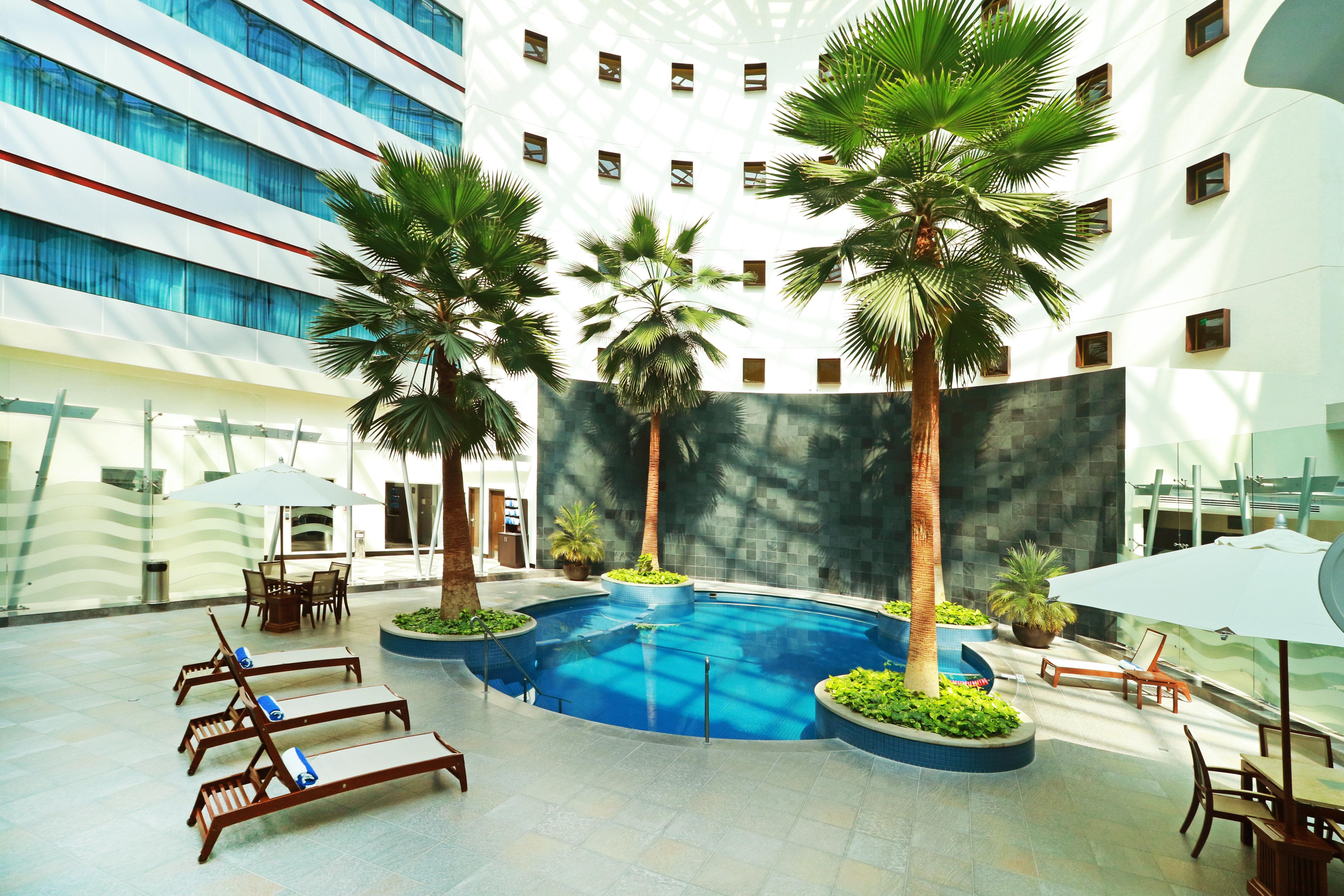 Crowne Plaza Leon By Ihg Hotell Exteriör bild