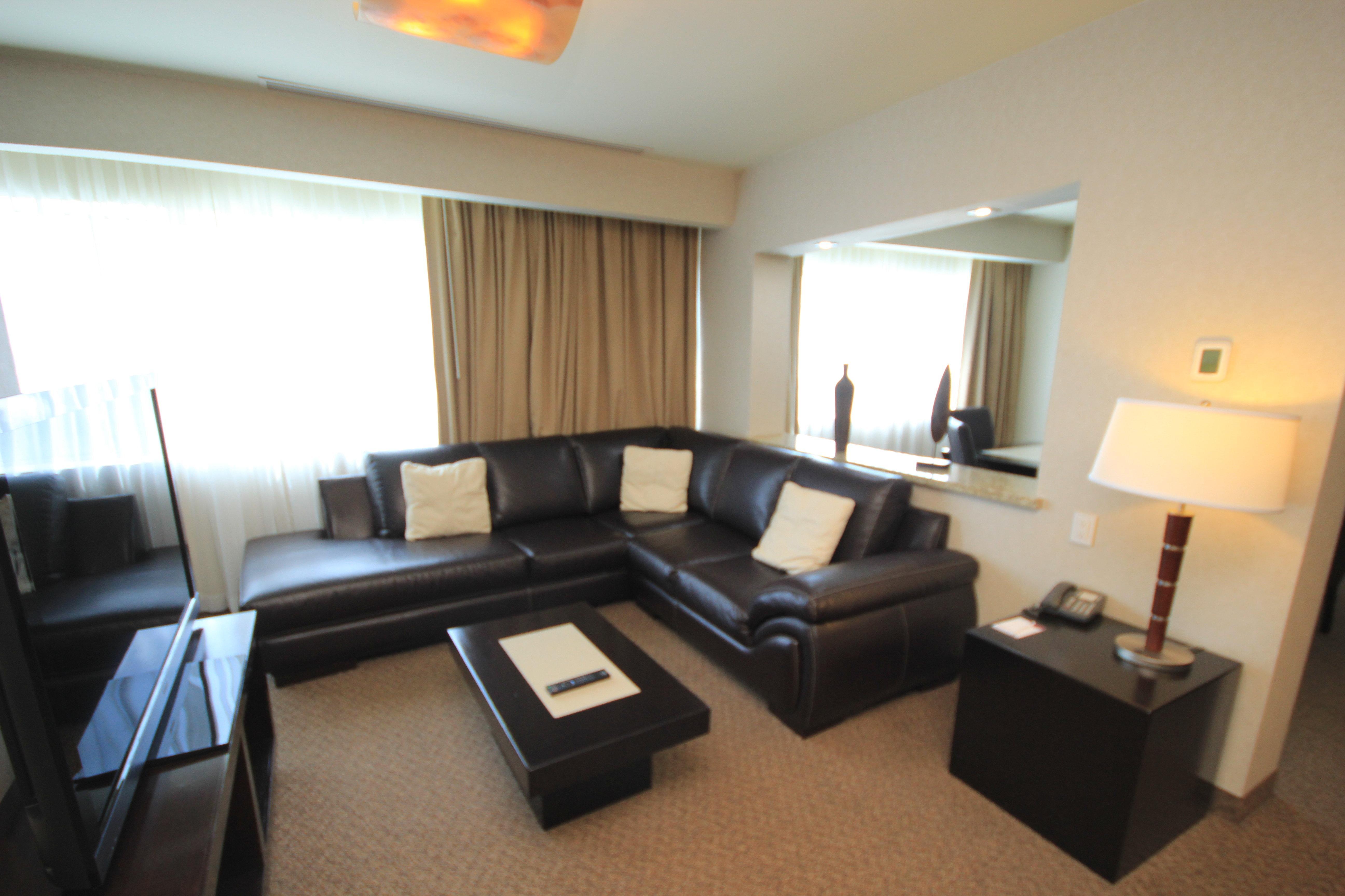 Crowne Plaza Leon By Ihg Hotell Exteriör bild